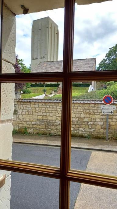 Le Logis De La Tour Villa Loudun Exteriör bild